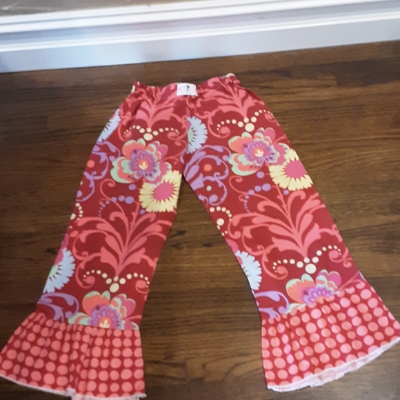 pink Lilli Other - Pink Lilli handmade ruffled leggings